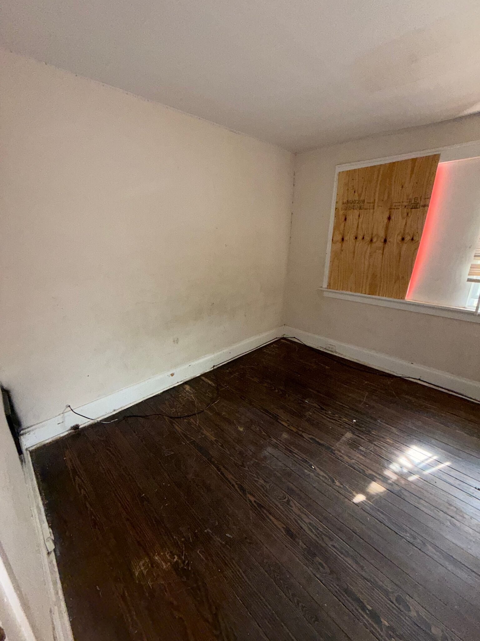 Building Photo - 8116 Pelham Ave