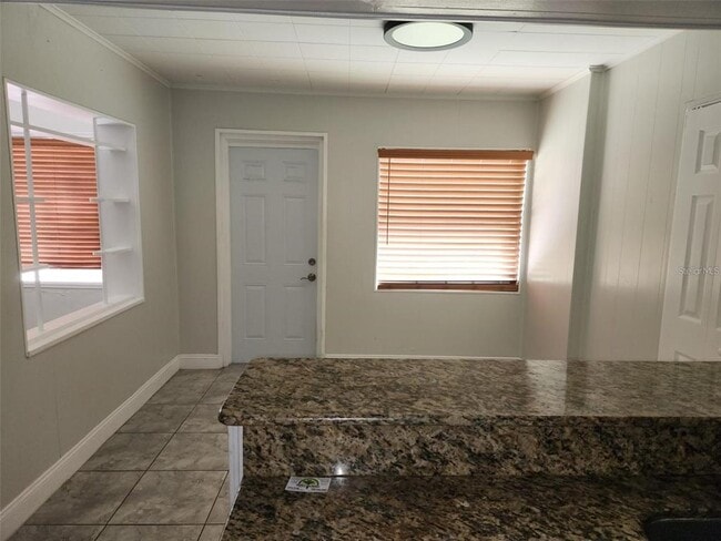 Building Photo - 843 Wessex Pl