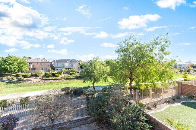 Building Photo - Upgraded 3-Bedroom Home in Gated Community!