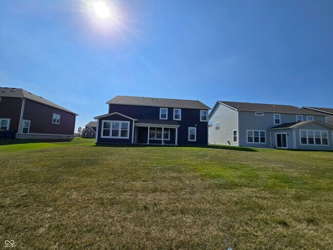 Building Photo - 5128 Summerton St