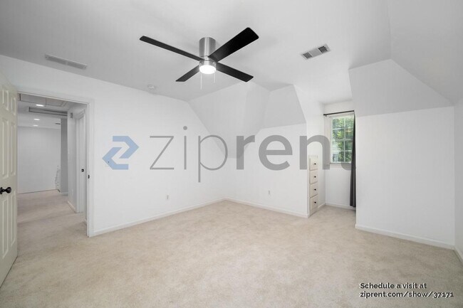 Building Photo - 4990 Sawgrass Pl NW