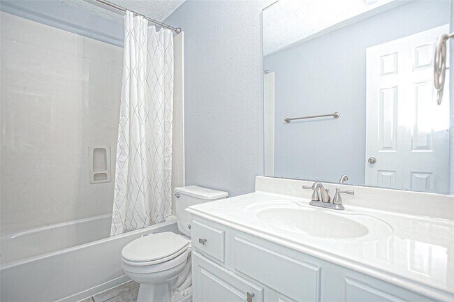 Building Photo - 13335 White Ibis Dr