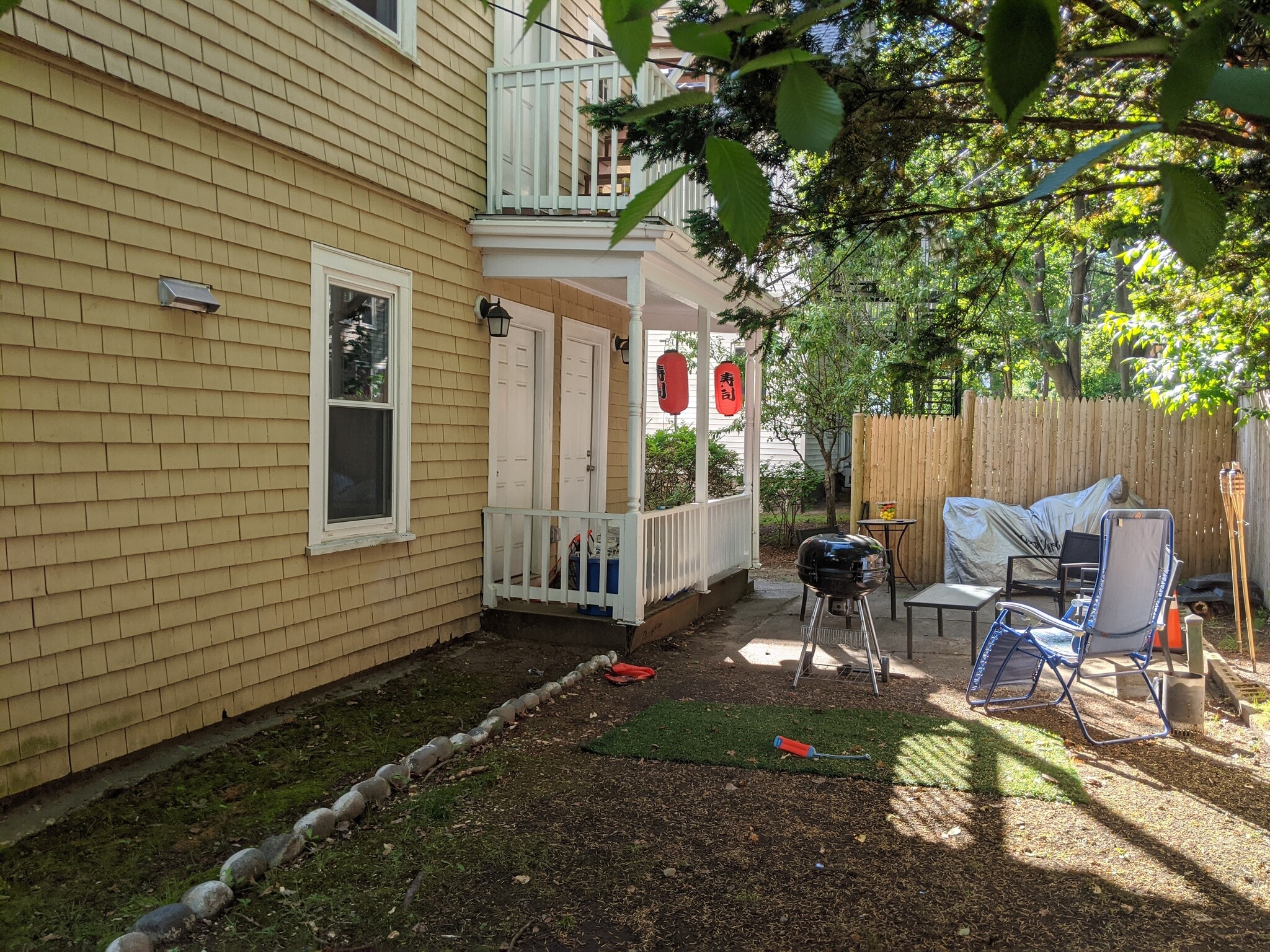 porch, patio & yard - 9 Whitfield Rd