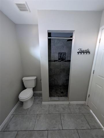 Building Photo - 7237 Autumn Run Dr