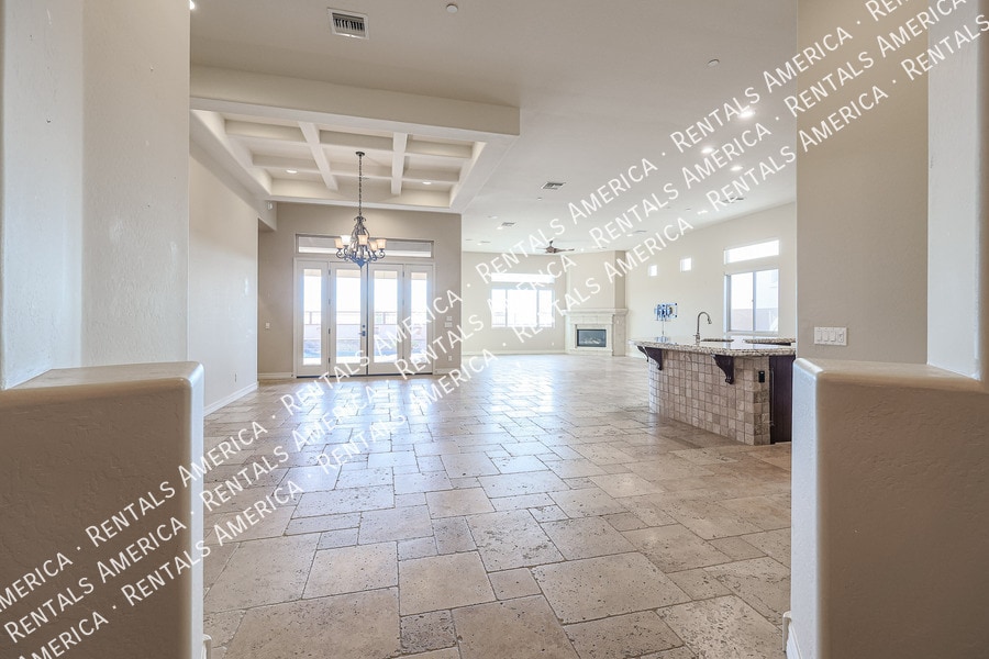 Building Photo - 12439 E Lupine Ave