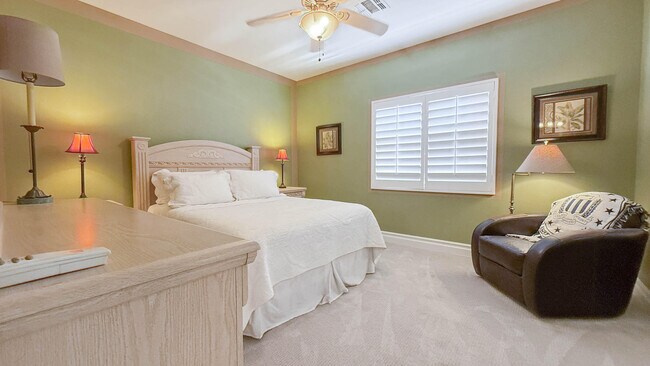 Building Photo - 45703 Spyglass Hill St