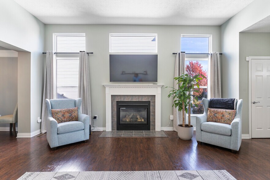 Building Photo - 6125 Ashtead Dr