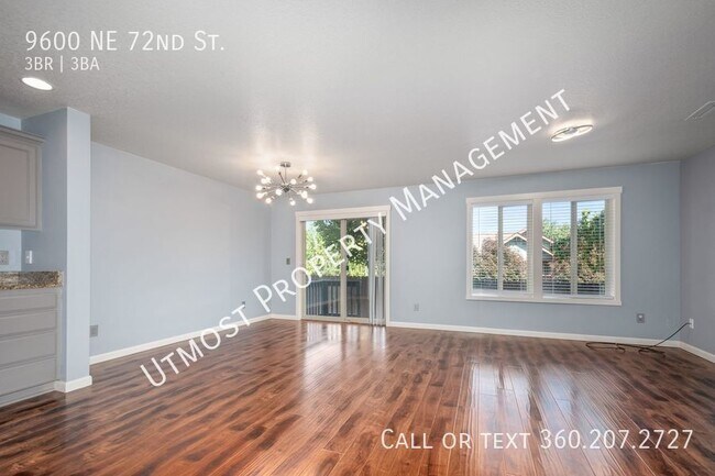 Building Photo - Easy Living 3BD Townhouse