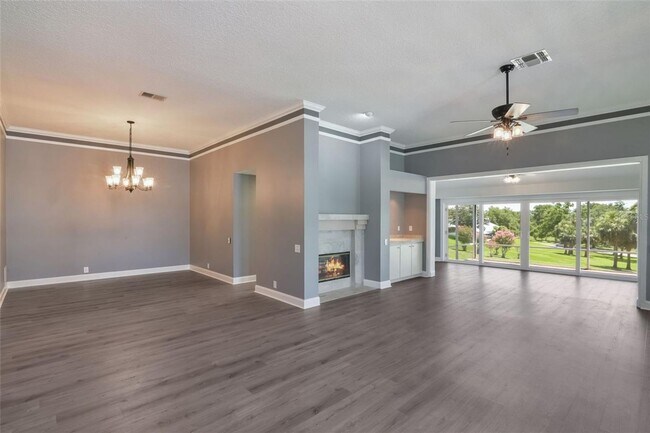 Building Photo - Beautiful 3 Bedroom 2 Bath House For Rent