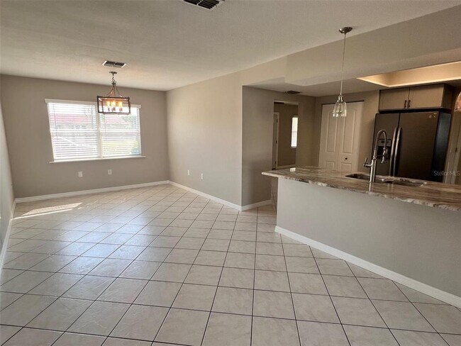 Building Photo - 4317 Chipmunk Dr