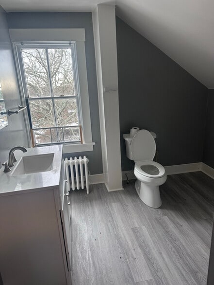 Building Photo - 3 Sylvania Rd