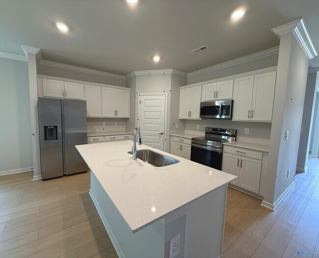 Building Photo - 15617 Ruthie Lynn Dr