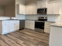 Building Photo - 6933 Claystone Dr
