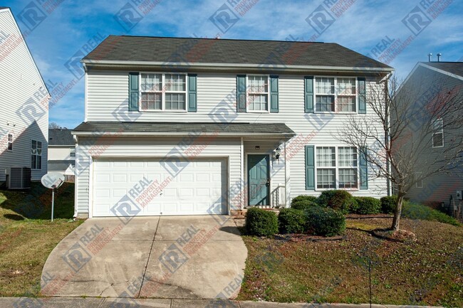 Primary Photo - 4 Bedroom / 2.5 Bath house in Southeast Ra...