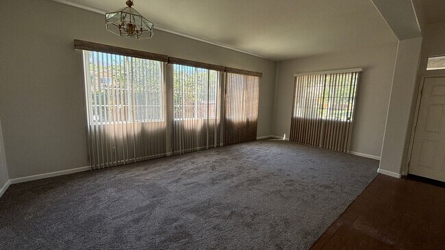 Building Photo - Adorable Four Bedroom home ready for its forever family!