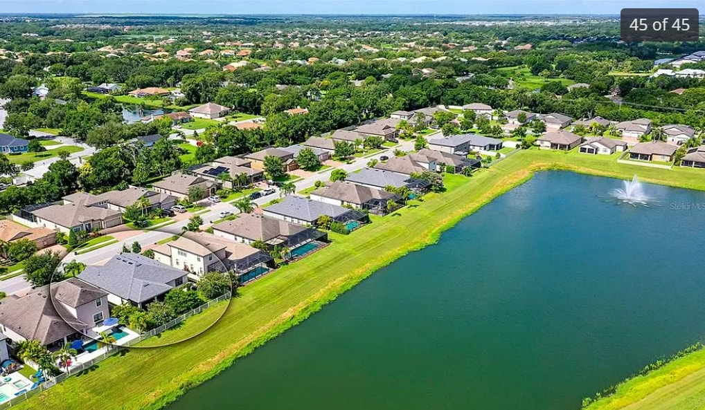 Private backyard - 727 129th St NE