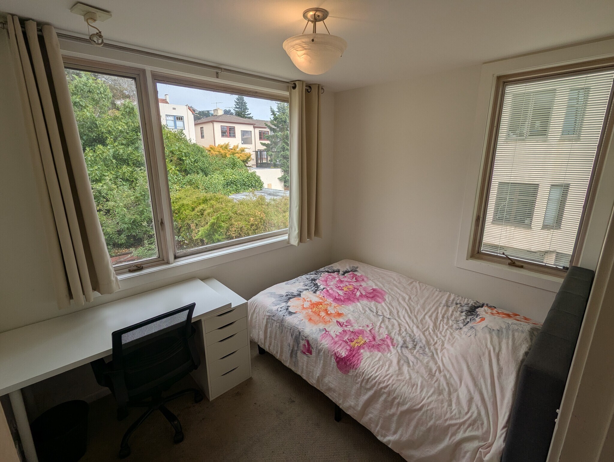 Den in master wing - 2346 Cedar St