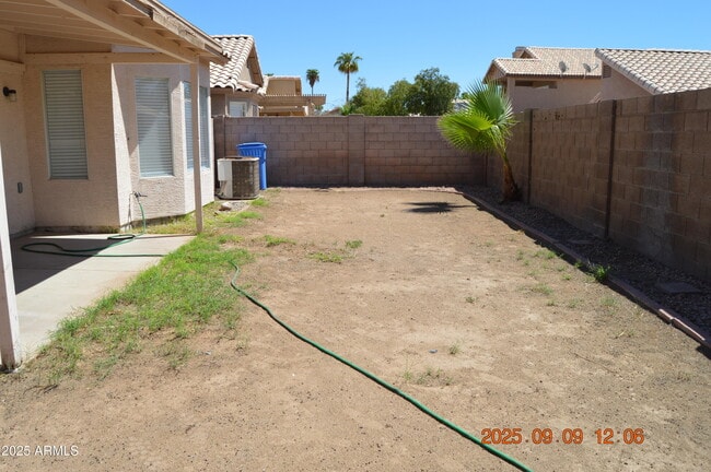 Building Photo - 4151 E Silverwood Dr