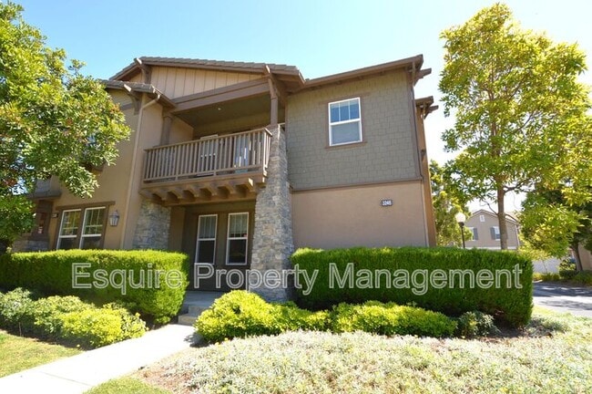 Building Photo - 3246 N Ventura Rd