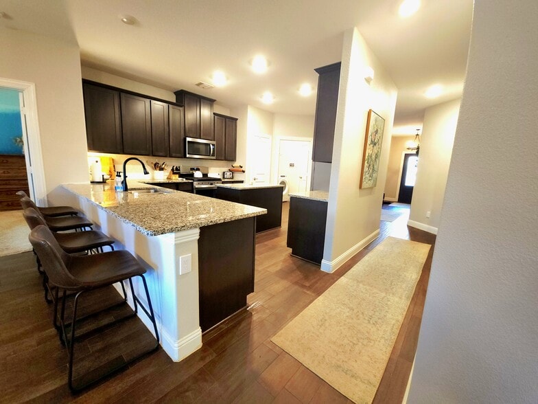 Building Photo - 3012 Denver Ave