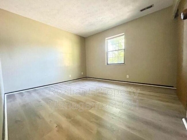 Building Photo - 6405 Gracely Dr