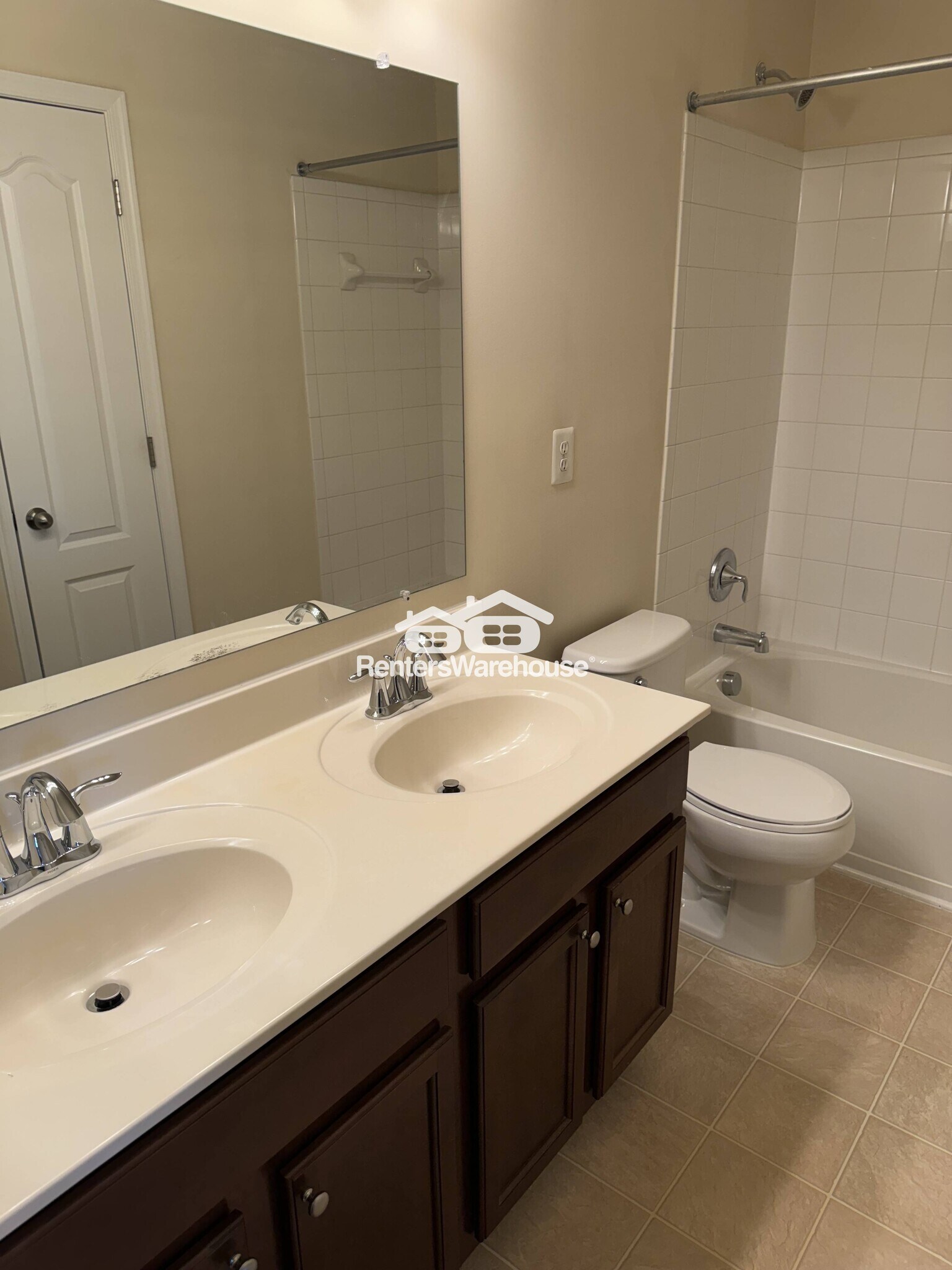 Building Photo - 7524 Stonehouse Run Dr