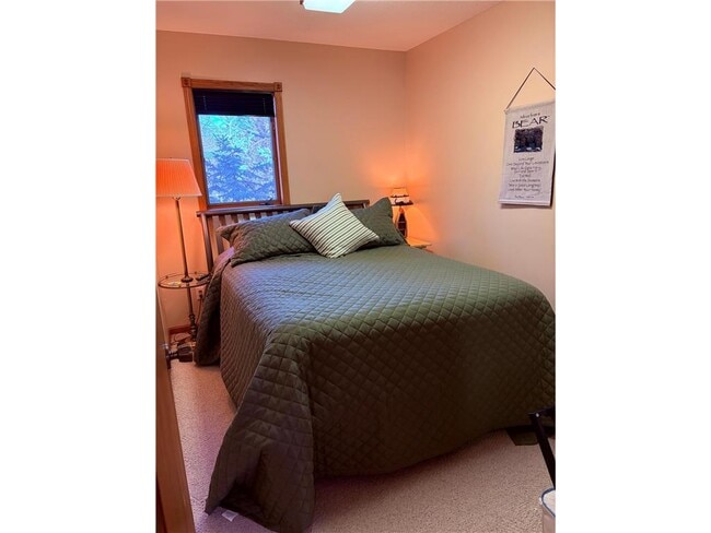 Building Photo - 12617 Old N Shore Dr