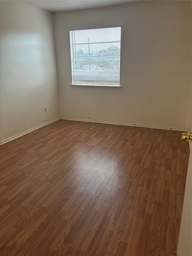 Building Photo - 6316 Rumford Ln