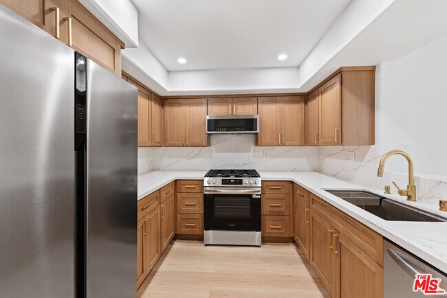 Building Photo - 5500 Torrance Blvd