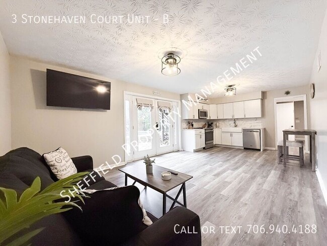 Building Photo - 3 Stonehaven Ct