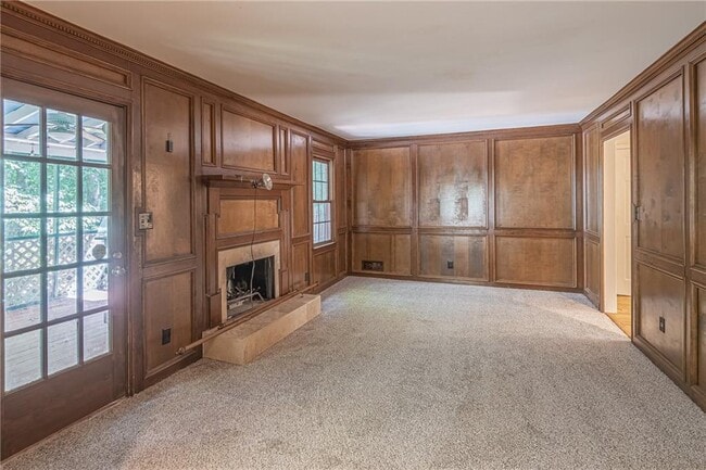 Building Photo - 1610 Branch Valley Dr