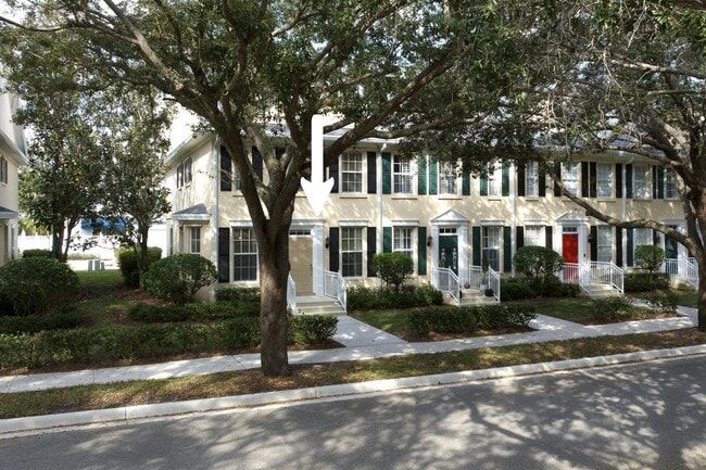 Building Photo - 340 Jacaranda Dr