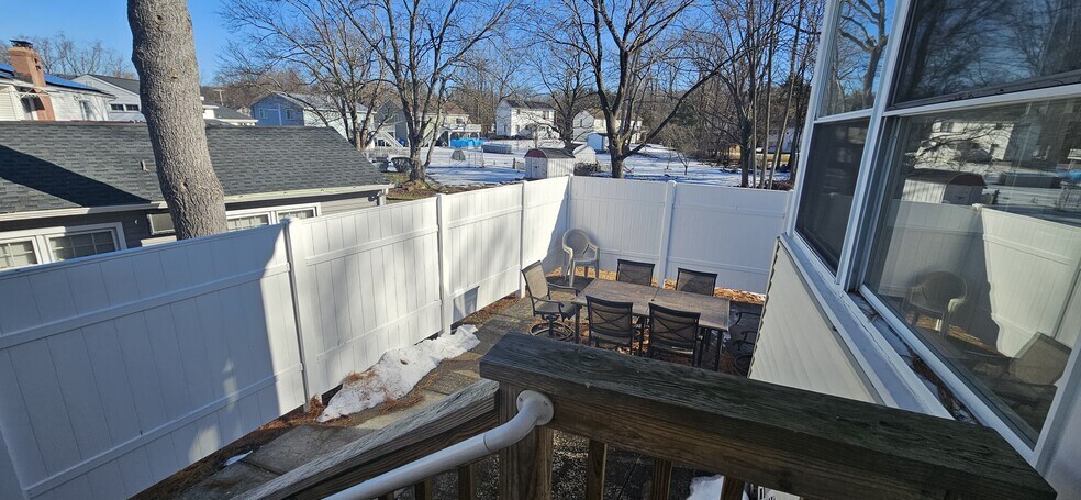 Building Photo - 119 Brooklawn Cir