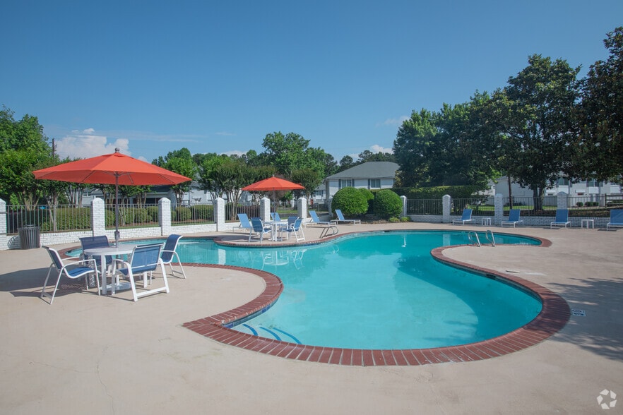 Arrowhead Townhomes 330 Arrowhead Blvd Jonesboro GA 30236 Apartment