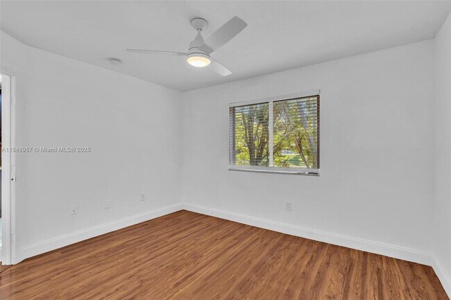 Building Photo - 2299 NW 77th Way
