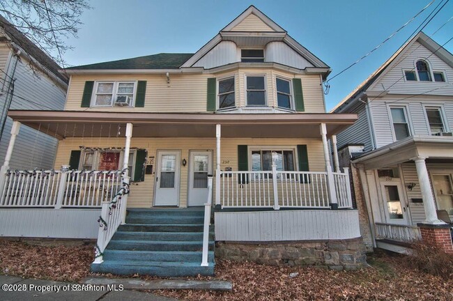 Building Photo - 259 Dana St