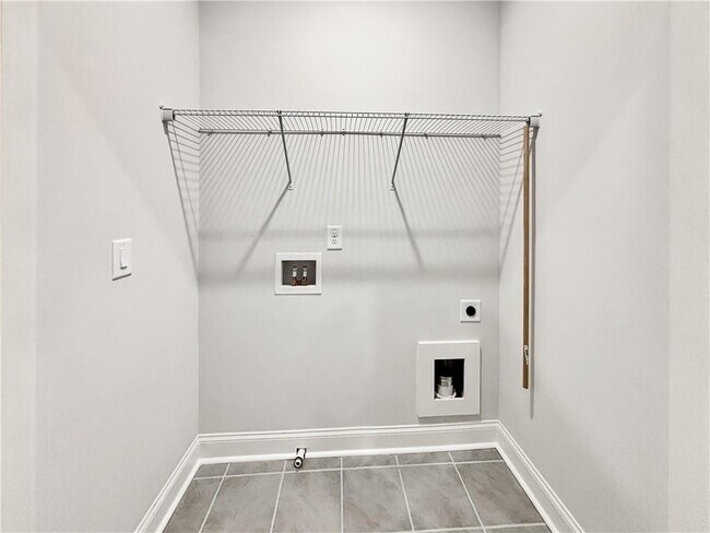 Building Photo - 300 Meadow Mill Way