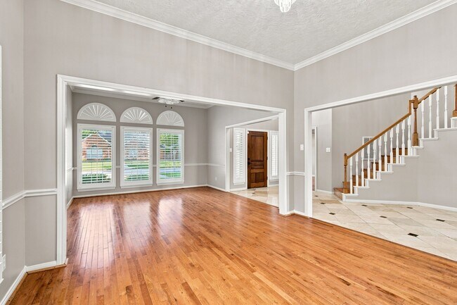 Building Photo - 24622 Okehampton Dr