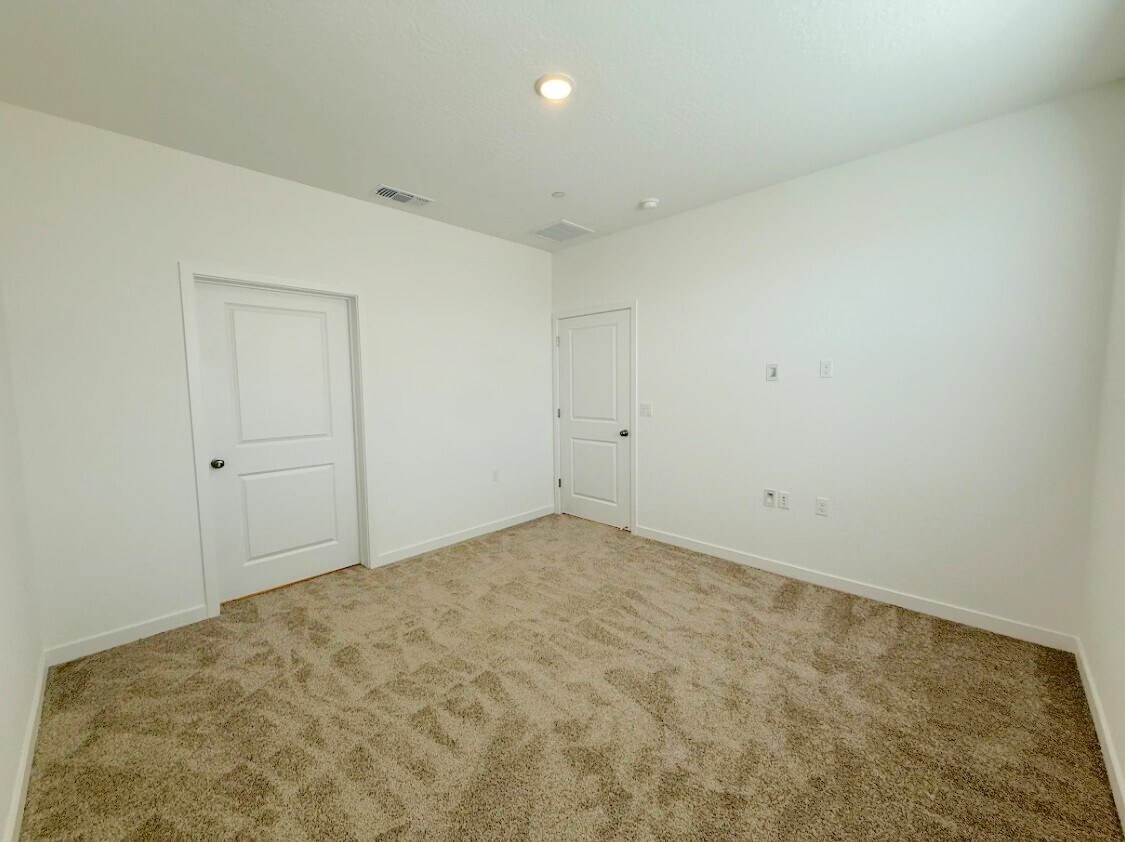 Building Photo - 4623 Sami Jo Dr