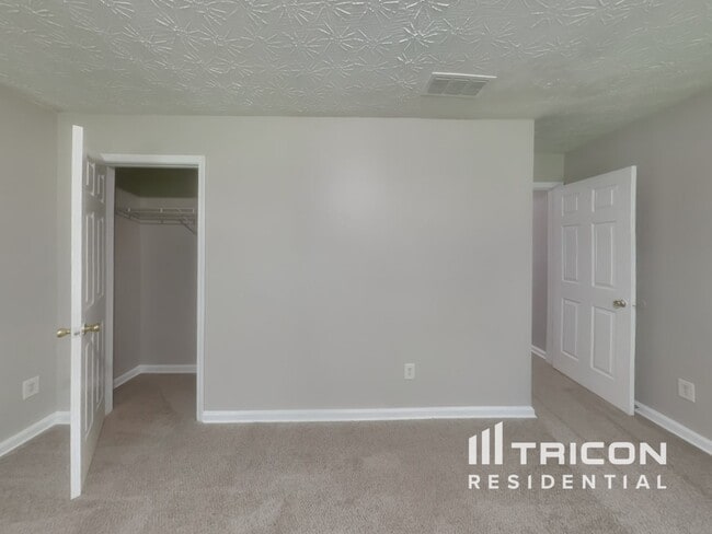 Building Photo - 125 Addy Ln