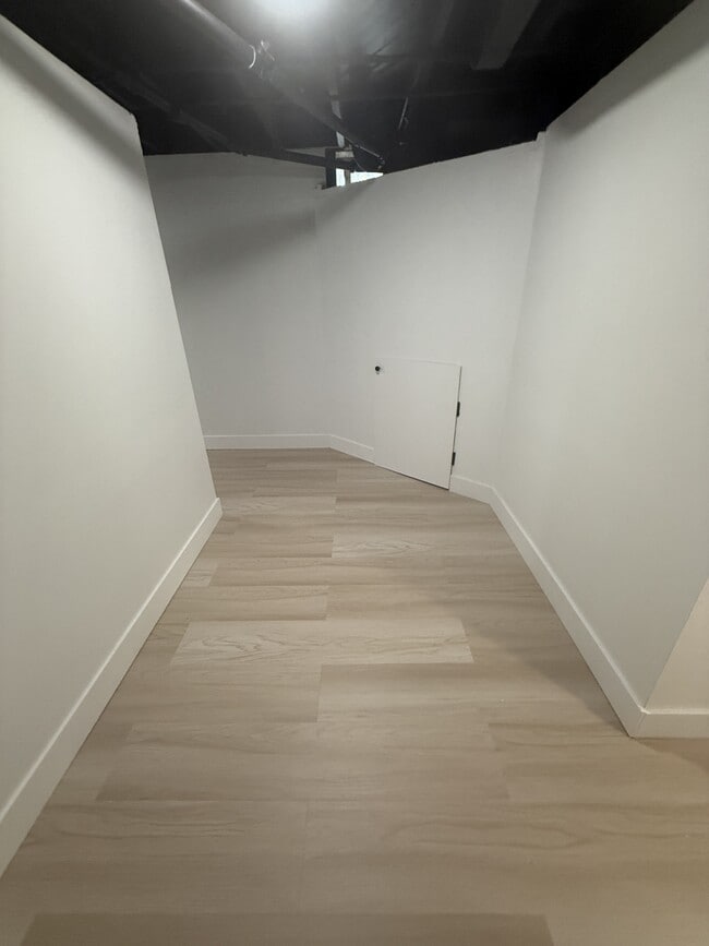 Building Photo - 4250 S 1300 E