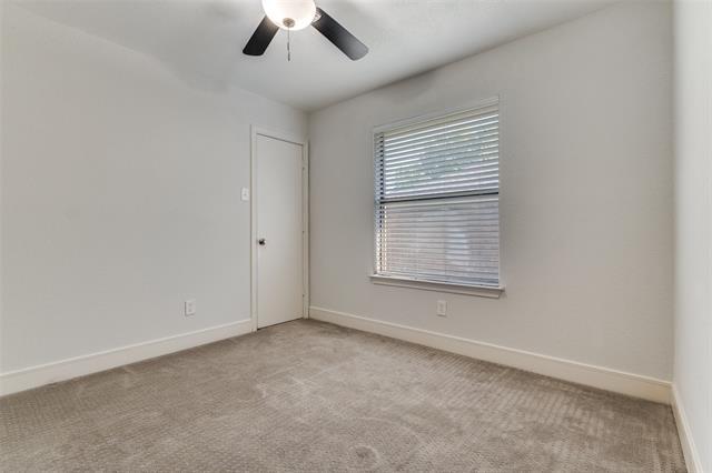 Building Photo - 2113 McIntosh Dr