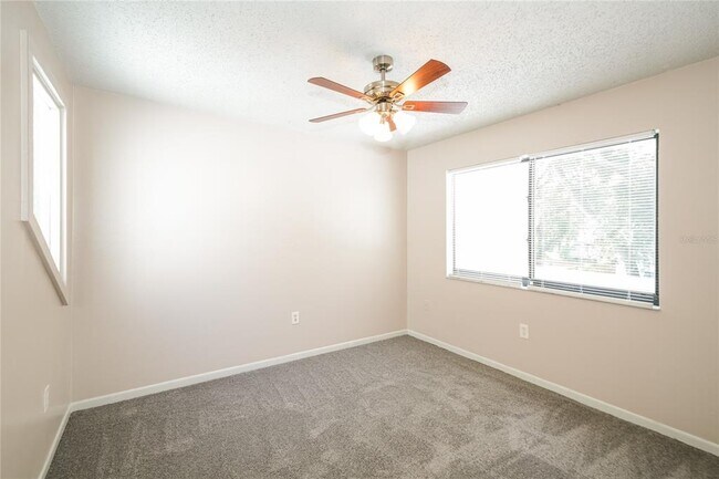 Building Photo - 4601 E Serena Dr