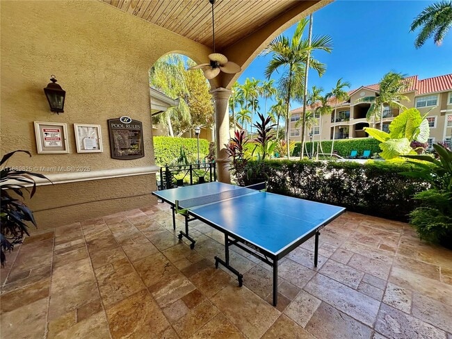 Building Photo - 231 SW 116th Ave