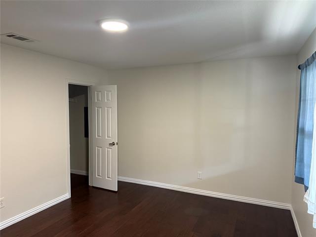Building Photo - 301 W Grenoble Dr