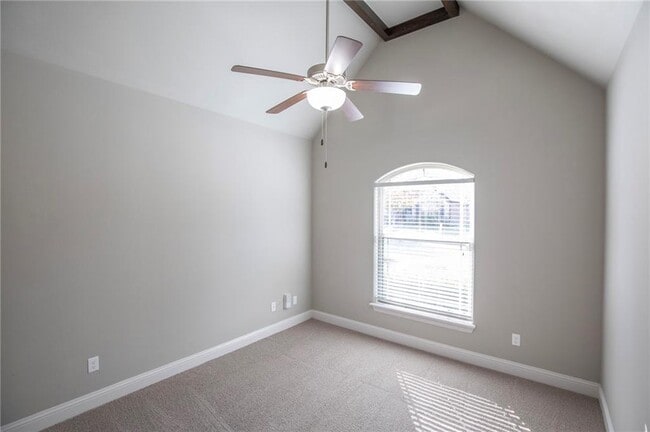 Building Photo - 3214 SW Stonepoint Ave