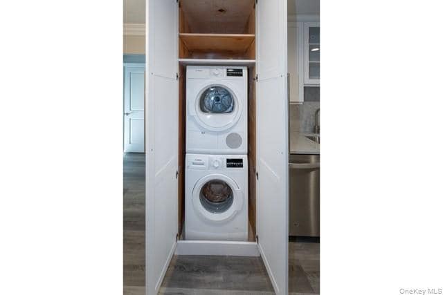 Building Photo - 23 Weaver Dr