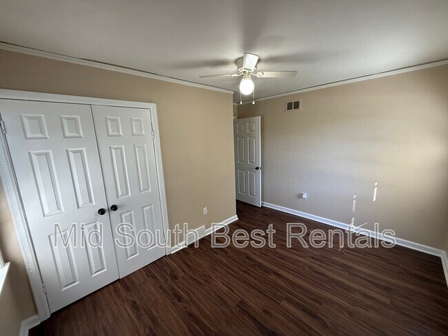 Building Photo - 1870 Corning Ave