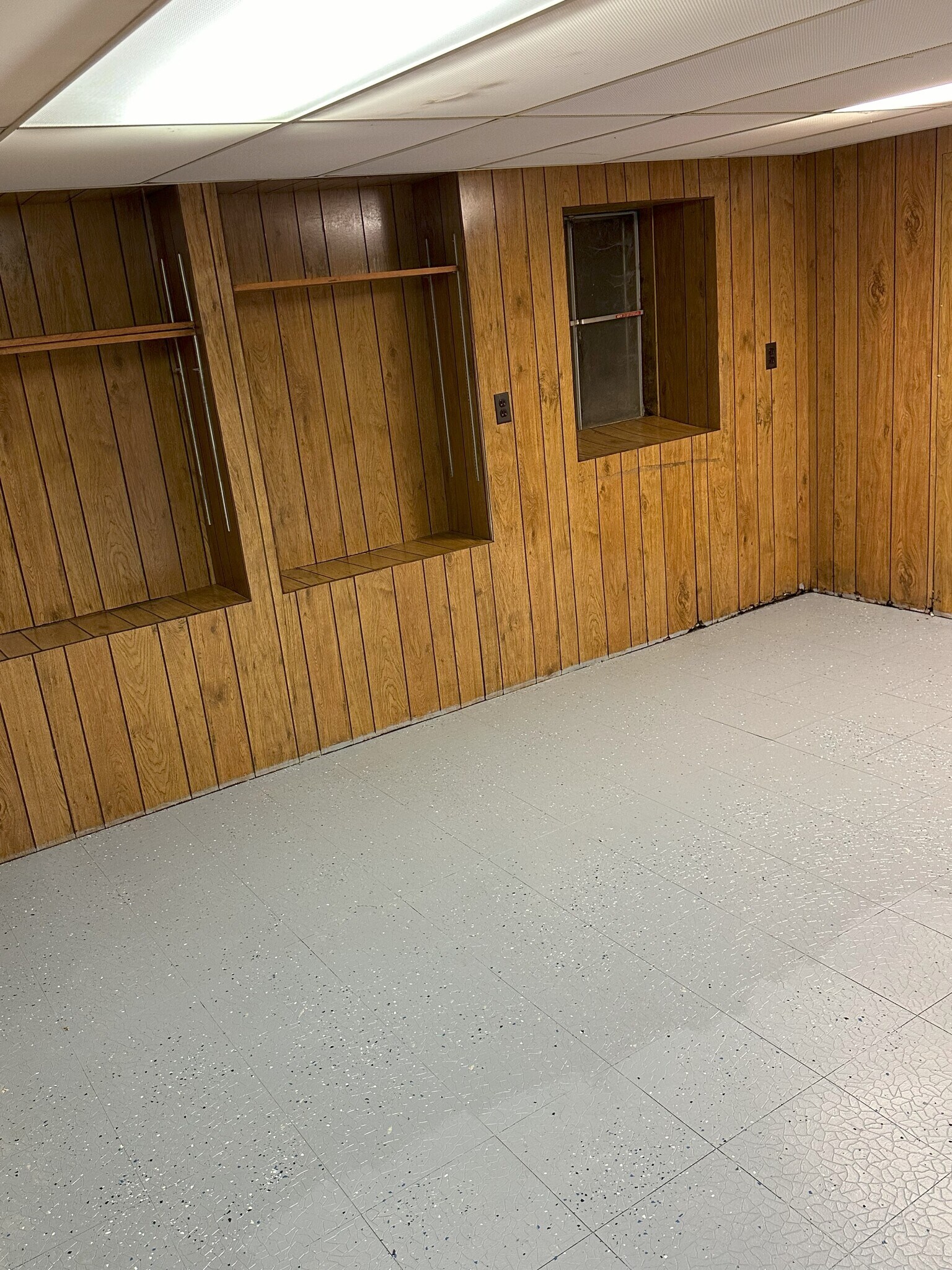 Building Photo - 226 Walker Dr