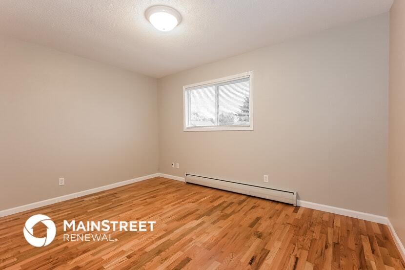 Building Photo - 1010 14th St NW